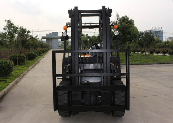 China El CE libre lleno del palo aprobó la carretilla elevadora industrial 4,5 toneladas con el motor 59KW proveedor