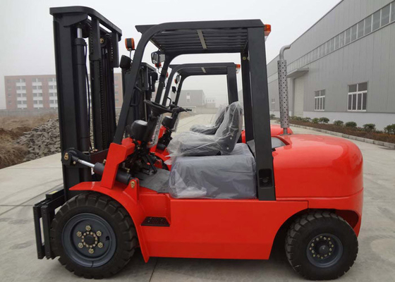 China Camiones de elevación industriales del peso de balanza de 4 toneladas con el cambio lateral/la transmisión automática proveedor