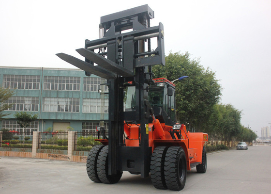 China Carretilla elevadora industrial diesel resistente CPCD150 de 15 toneladas para la construcción, transporte proveedor